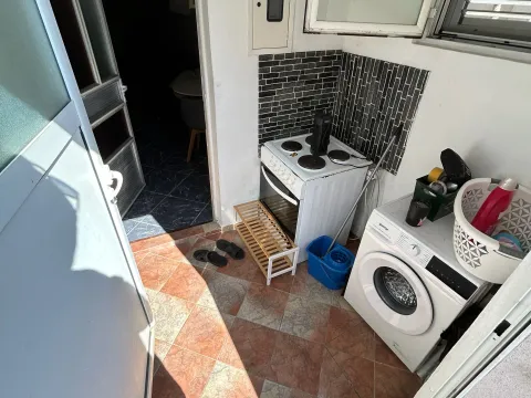 Izdavanje, jednosoban stan, 35m², City Kvart, Podgorica - image 7