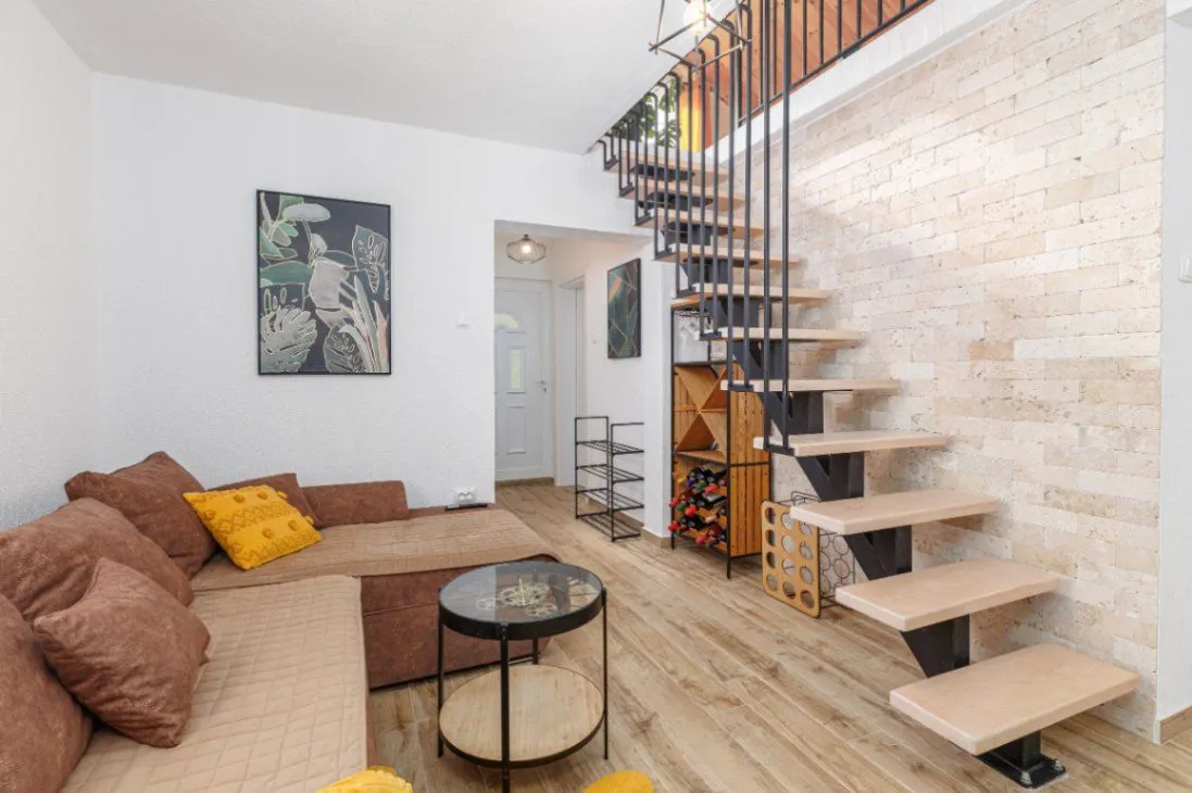 Sale, house, 130m², Utjeha, Bar