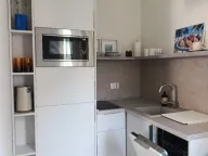 Izdavanje, garsonjera, 28m², Centar, Budva - image 4