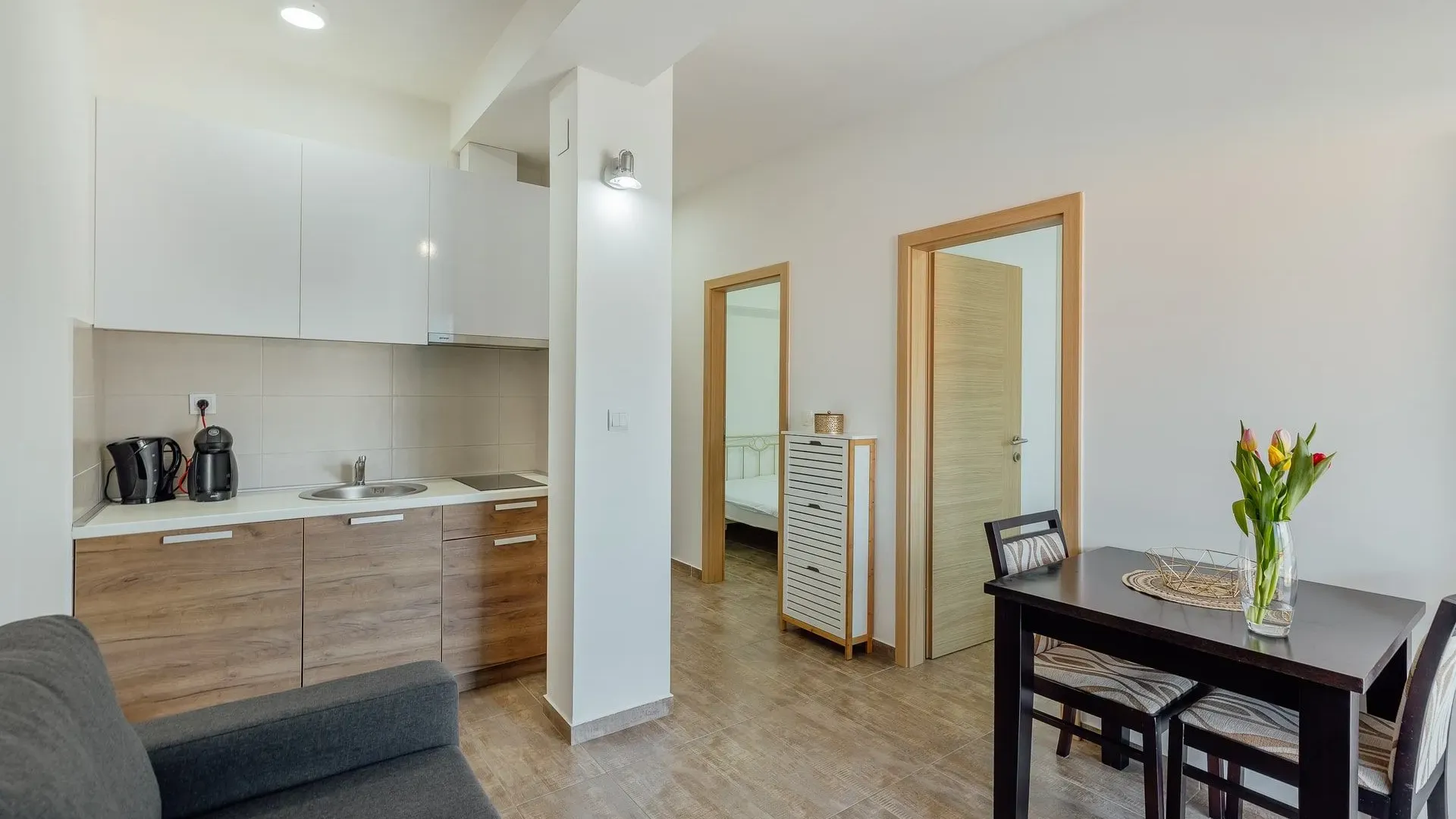 Prodaja, stan, 440m², Stoliv, Kotor