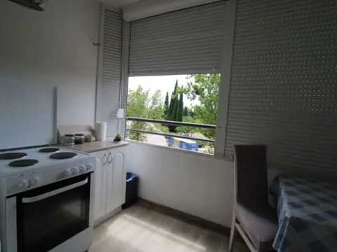 Prodaja, jednosoban stan, 33m², Centar, Podgorica - image 6