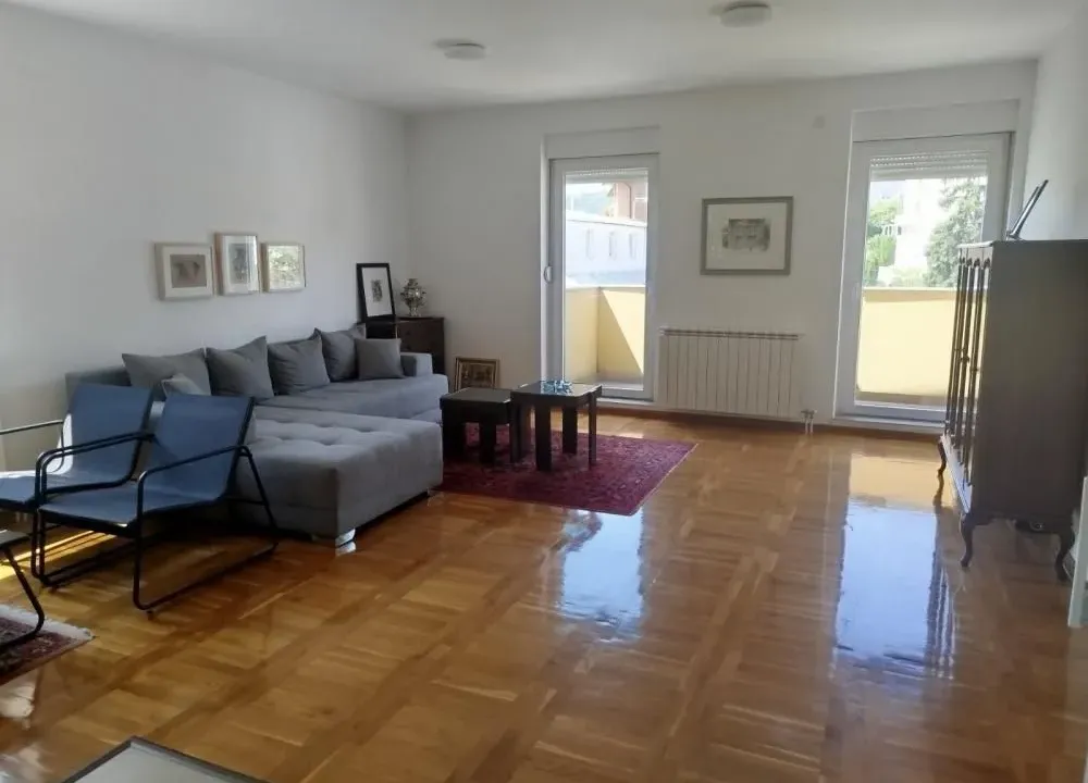 Prodaja, dvosoban stan, 69m², Stari Košutnjak, Rakovica