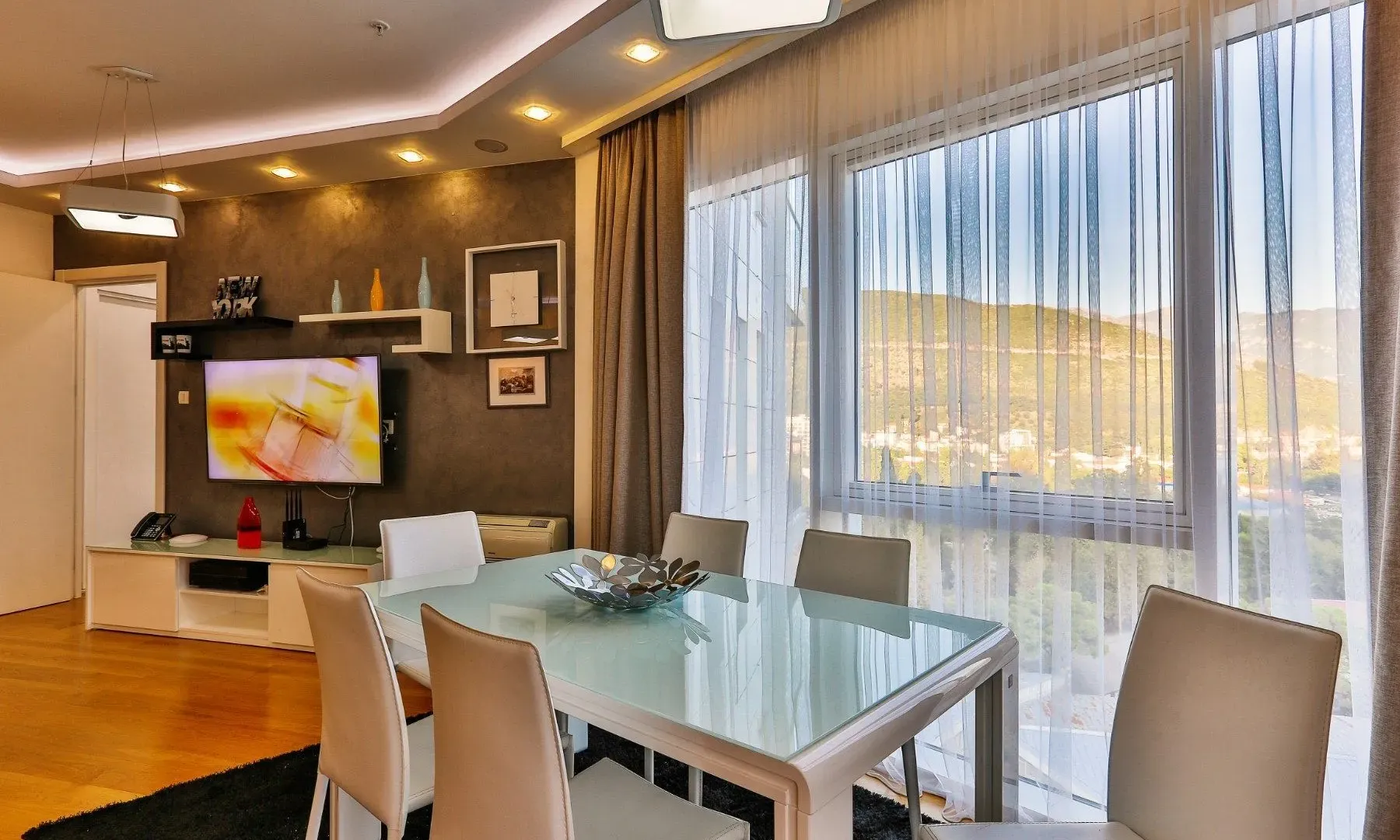 Rent, two bedroom apartment, 110m², Budva, Crna Gora