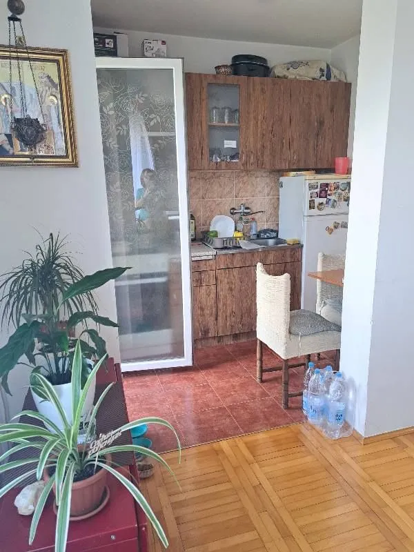 Prodaja, dvosoban stan, 37m², Karaburma, Palilula Sve Podlokacije
