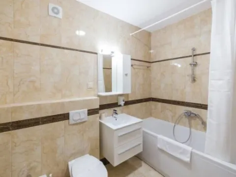 Sale, one bedroom apartment, 64m², Bečići, Budva - image 6