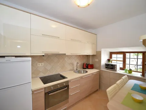 Prodaja, kuća, 251m², Prčanj, Kotor - image 6