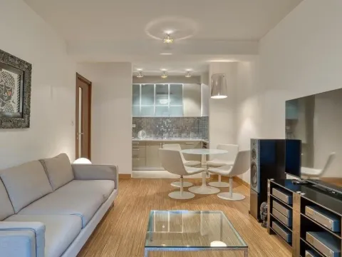 Prodaja, dvosoban stan, 90m², Podgorica, Crna Gora - image 9