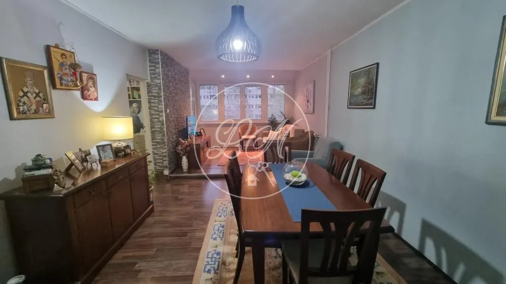 Sale, two bedroom apartment, 67m², Novi Beograd Blok 37, Novi Beograd Sve Podlokacije