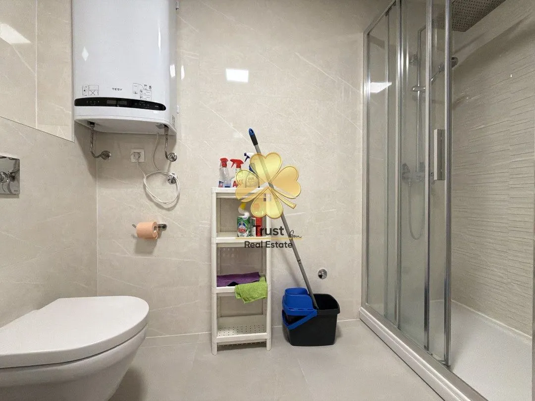Izdavanje, dvosoban stan, 75m², City Kvart, Podgorica