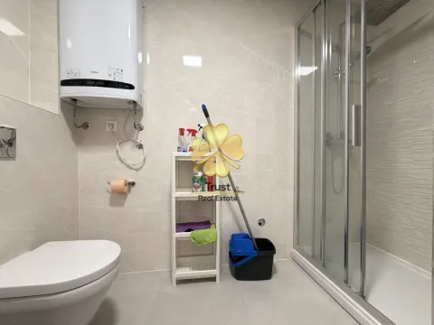 Izdavanje, dvosoban stan, 75m², City Kvart, Podgorica - image 14