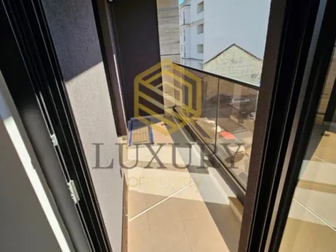 Izdavanje, jednosoban stan, 45m², Centar, Podgorica - image 8