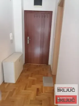Izdavanje, garsonjera, 27m², Nova Detelinara, Novi Sad Sve Podlokacije - image 5