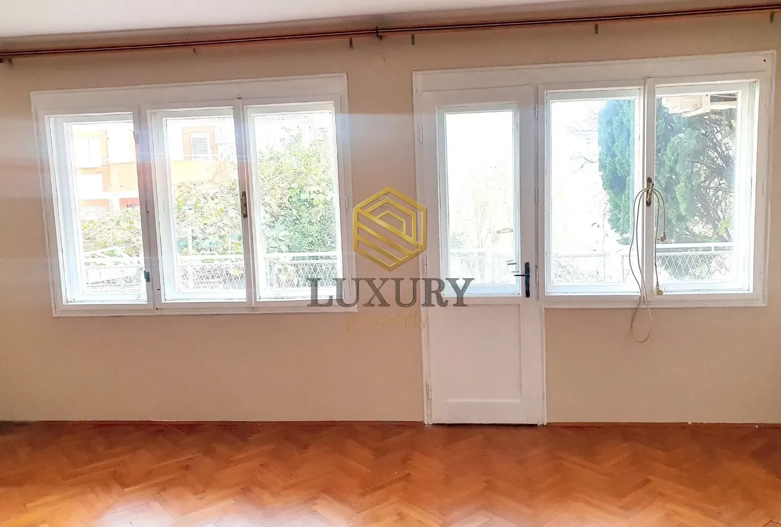 Rent, house, 150m², Momišići, Podgorica