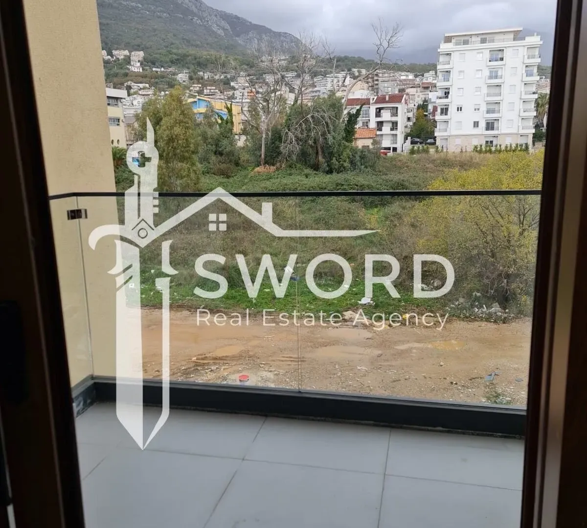 Prodaja, jednosoban stan, 46m², Šušanj, Bar
