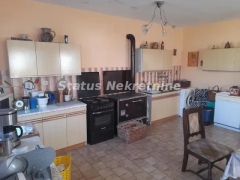 Prodaja, kuća, 194m², Šid, Srbija - image 36