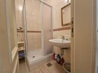 Rent, one bedroom apartment, 30m², Rafailovići, Budva - image 10