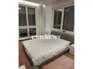 Izdavanje, četvorosoban stan, 178m², Kalenić Pijaca, Vračar Sve Podlokacije - image 8