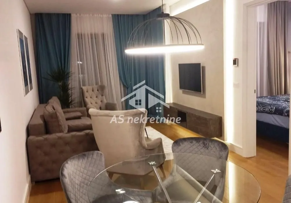 Rent, two bedroom apartment, 55m², Savski Venac, Beograd