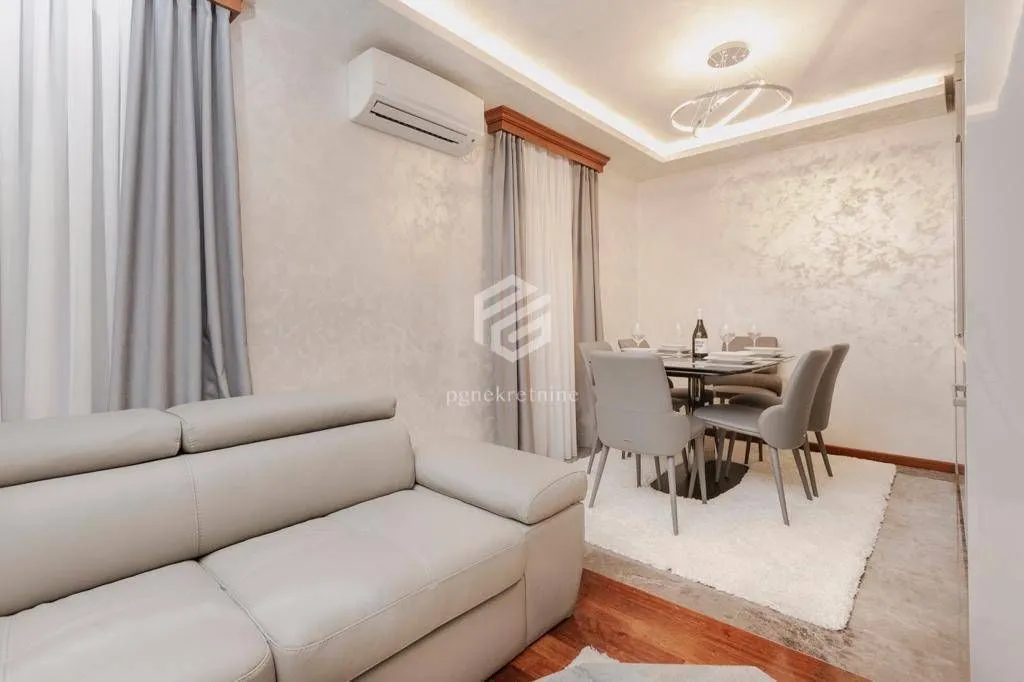 Prodaja, jednosoban stan, 37m², Kotor, Crna Gora