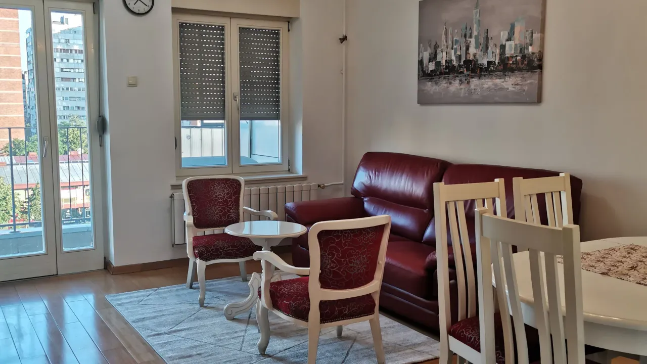 Izdavanje, dvosoban stan, 50m², Novi Beograd Sve Podlokacije, Beograd