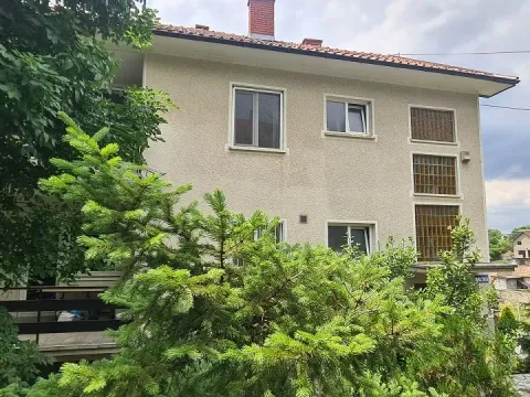 Sale, house, 311m², Voždovac Sve Podlokacije, Beograd - image 10