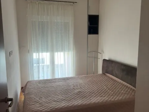 Izdavanje, jednosoban stan, 44m², City Kvart, Podgorica - image 12