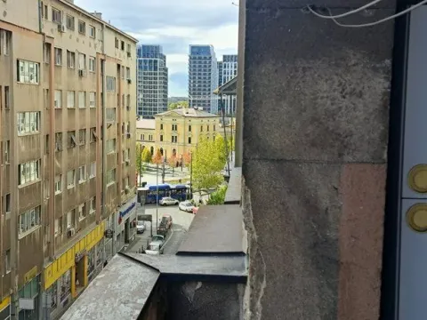 Sale, four bedroom apartment, 101m², Savski Venac, Beograd - image 4