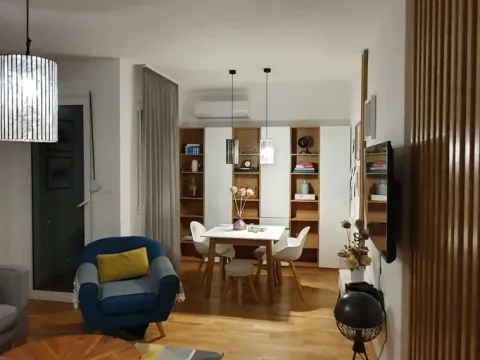 Izdavanje, stan, 60m², Blok 6, Podgorica - image 11