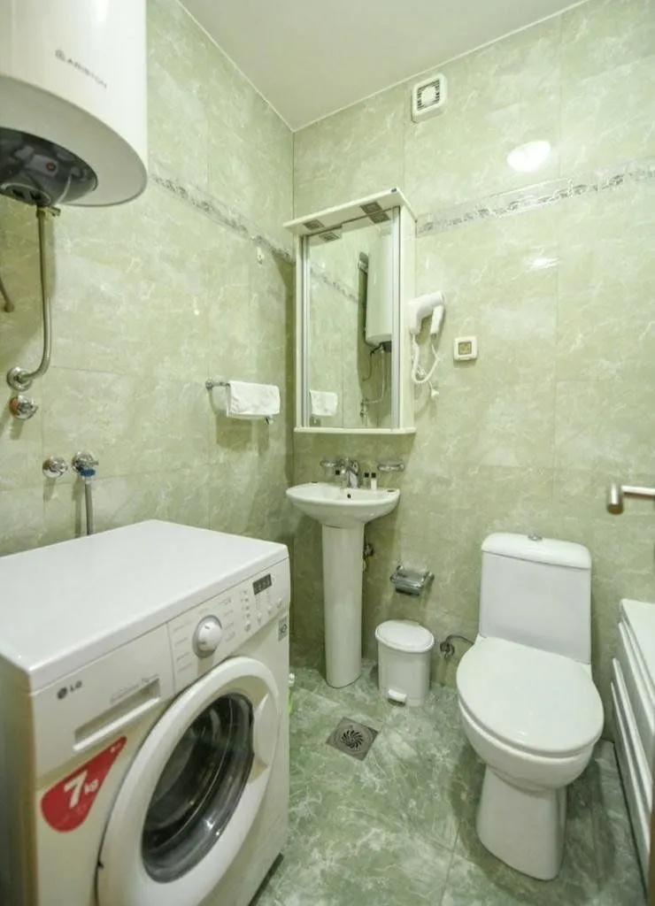 Izdavanje, jednosoban stan, 40m², Stari Aerodrom, Podgorica