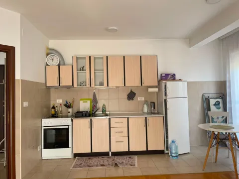 Rent, one bedroom apartment, 48m², Stari Aerodrom, Podgorica - image 10