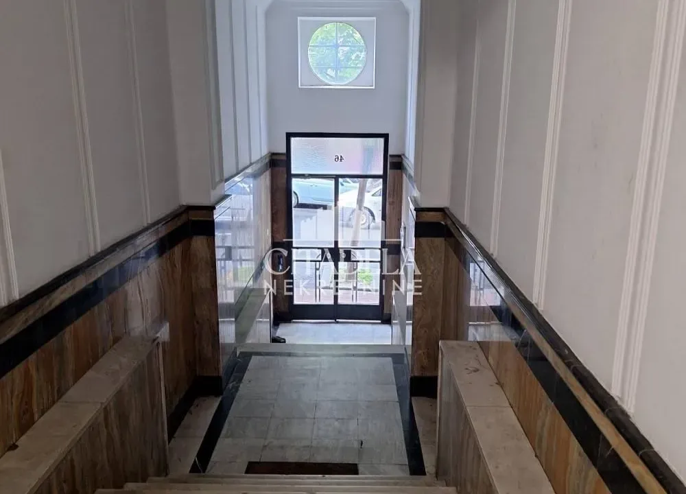 Izdavanje, jednosoban stan, 46m², Stari Grad, Beograd