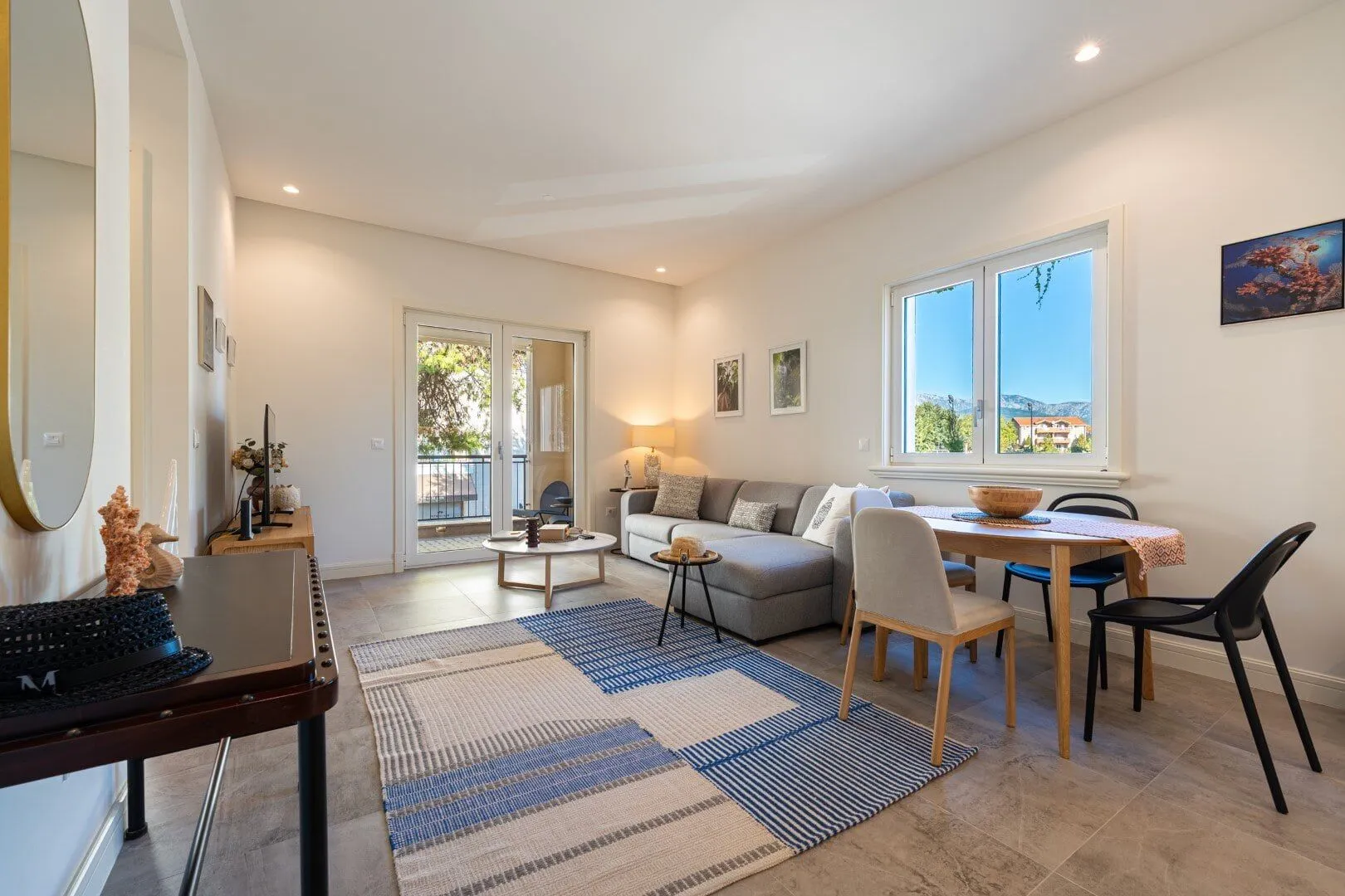 Prodaja, jednosoban stan, 57m², Kotor, Crna Gora
