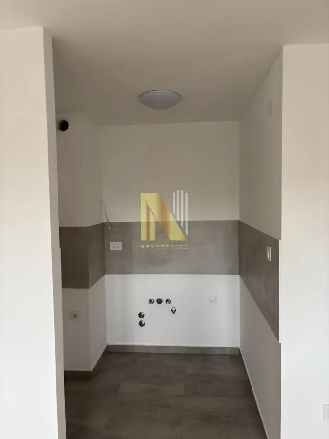 Prodaja, jednosoban stan, 36m², Novo naselje, Novi Sad