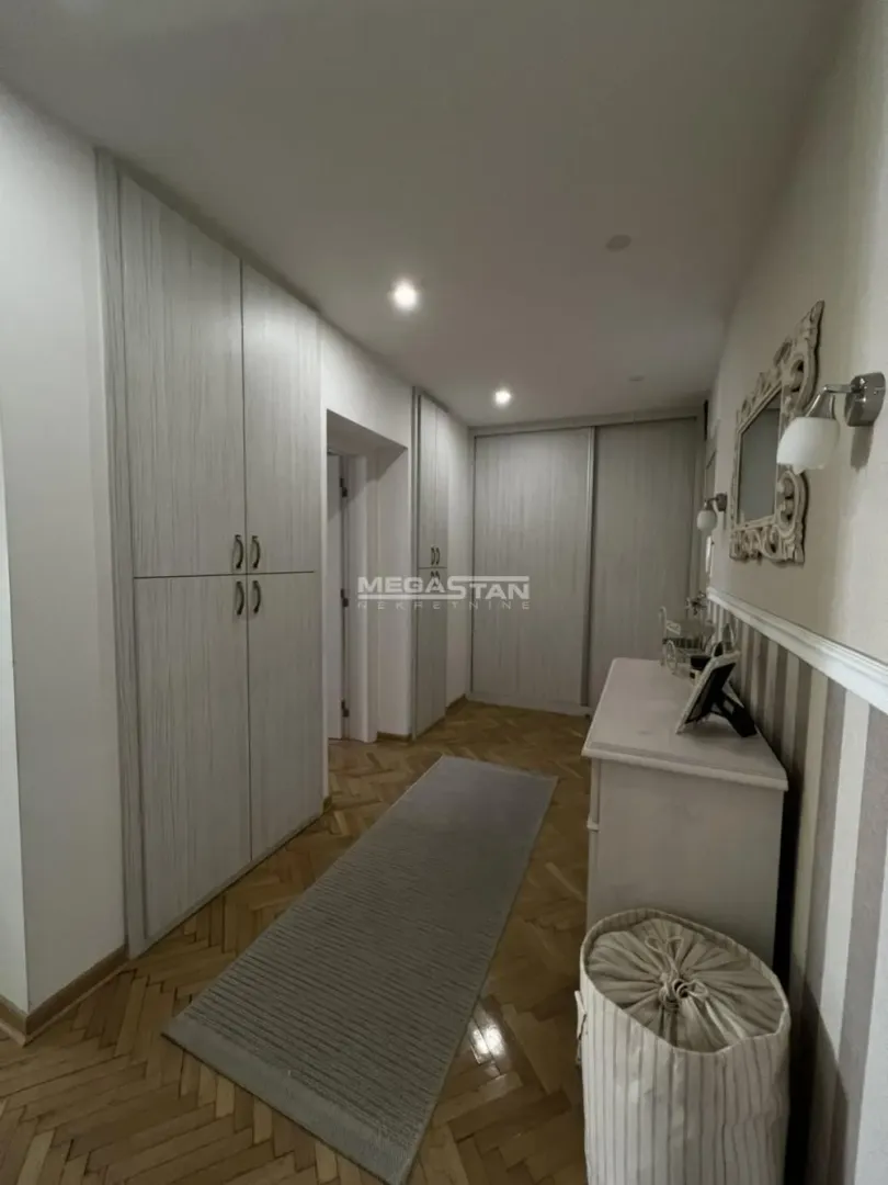 Rent, two bedroom apartment, 55m², Savski Venac, Beograd