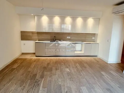 Sale, four bedroom apartment, 109m², Savski Venac, Beograd - image 8