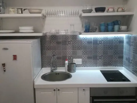 Izdavanje, jednosoban stan, 40m², Budva, Crna Gora - image 10