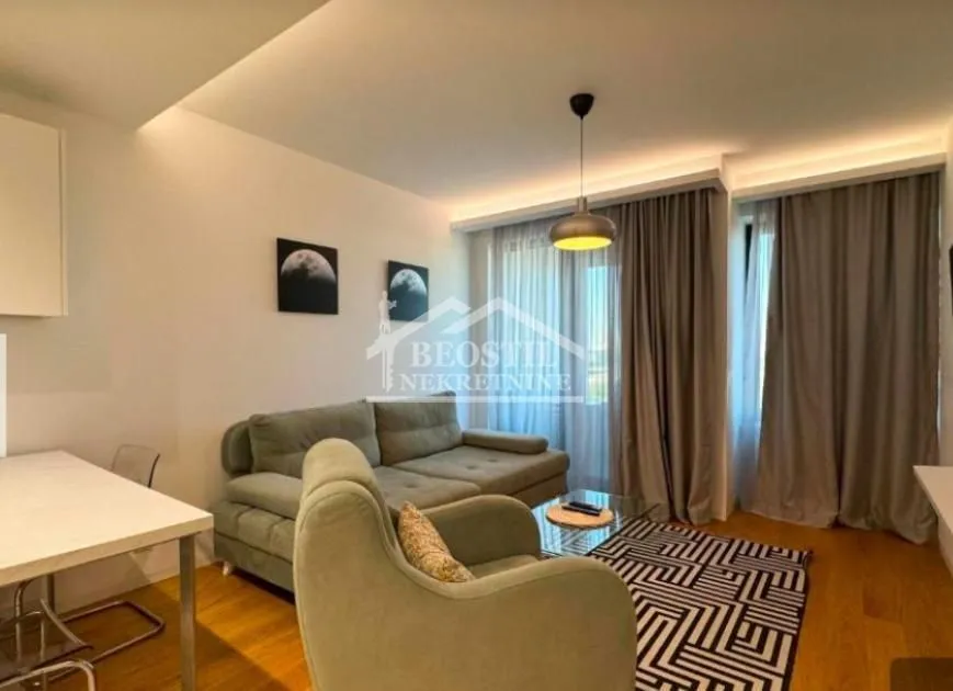 Rent, one bedroom apartment, 41m², Novi Beograd Sve Podlokacije, Beograd
