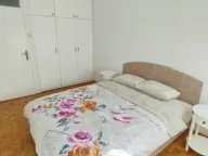 Izdavanje, dvosoban stan, 70m², Pobrežje, Podgorica - image 10