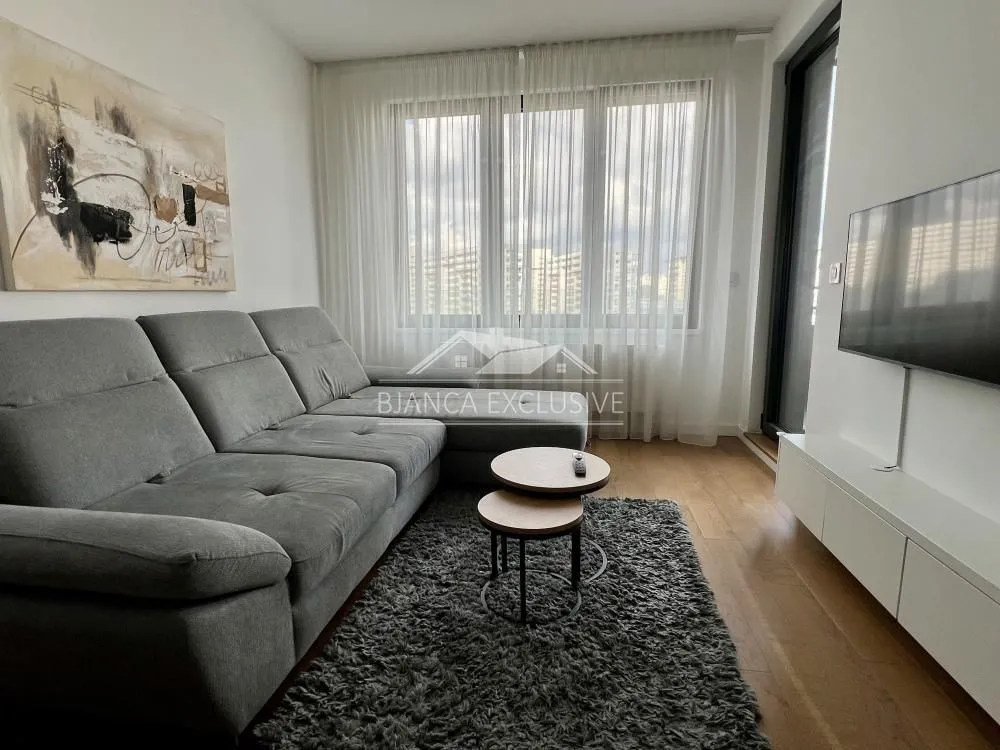 Prodaja, trosoban stan, 64m², Novi Beograd Sve Podlokacije, Beograd
