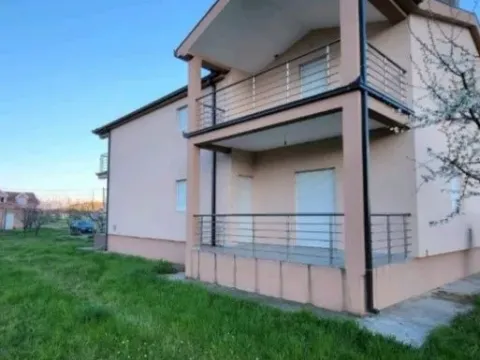 Izdavanje, kuća, 200m², Botun, Podgorica - image 5