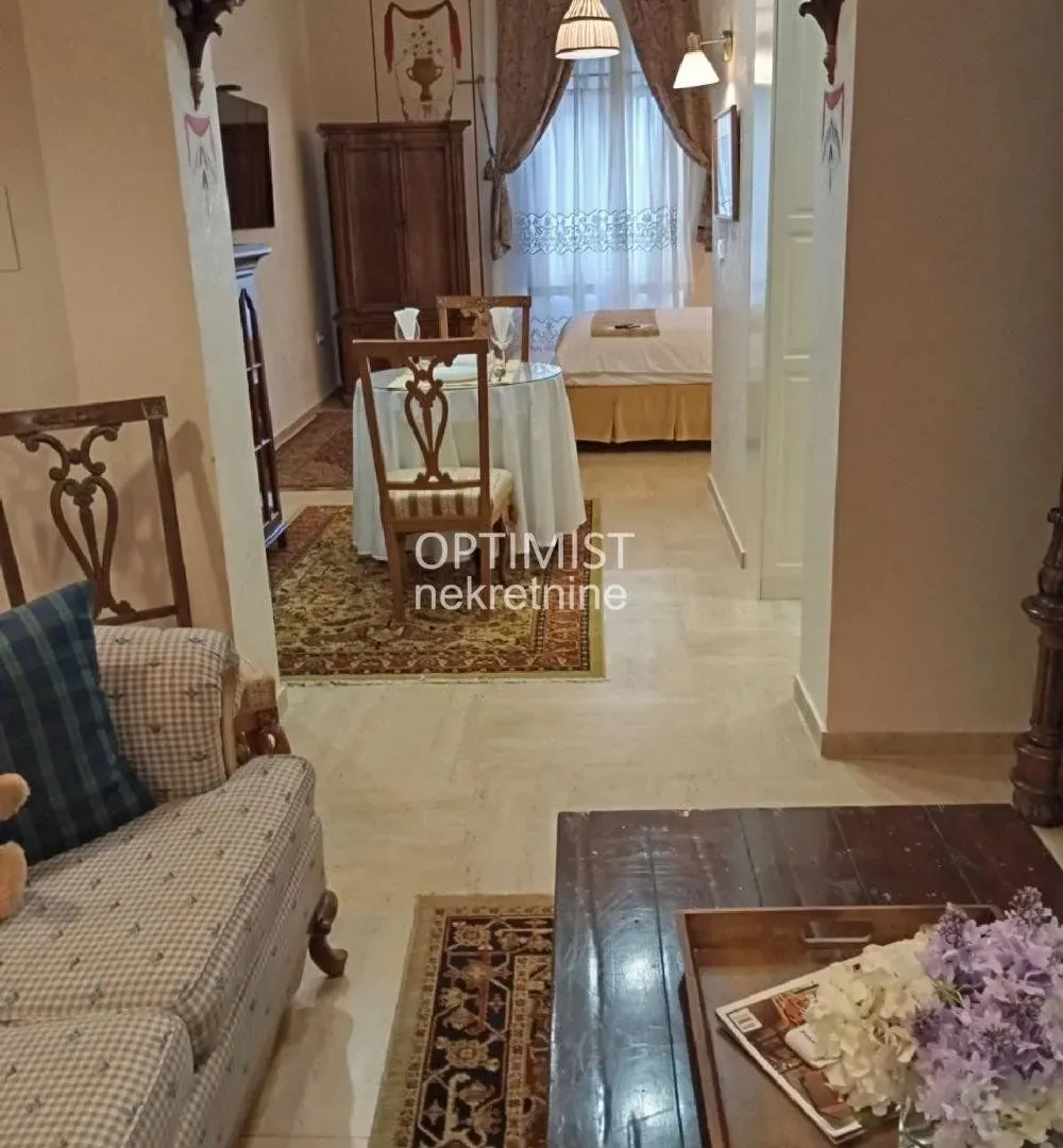 Sale, two bedroom apartment, 41m², Stari Grad, Beograd