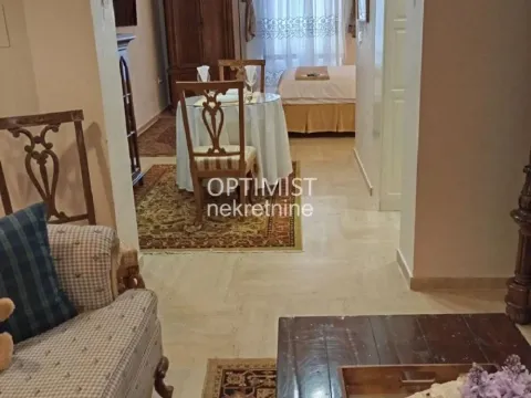 Sale, two bedroom apartment, 41m², Stari Grad, Beograd - image 1