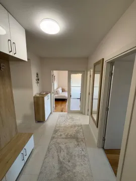 Rent, three bedroom apartment, 96m², Central Point, Podgorica - image 13