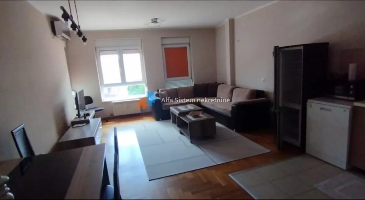 Rent, three bedroom apartment, 77m², Voždovac Sve Podlokacije, Beograd