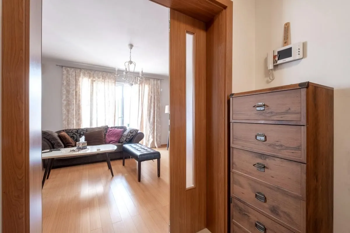 Prodaja, dvosoban stan, 76m², Budva, Crna Gora