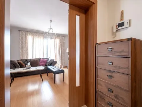 Sale, two bedroom apartment, 76m², Budva, Crna Gora - image 19