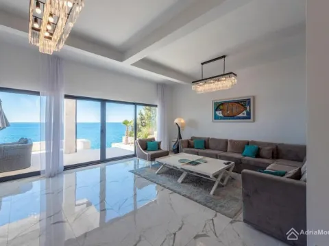 Prodaja, kuća, 240m², Utjeha, Bar - image 6