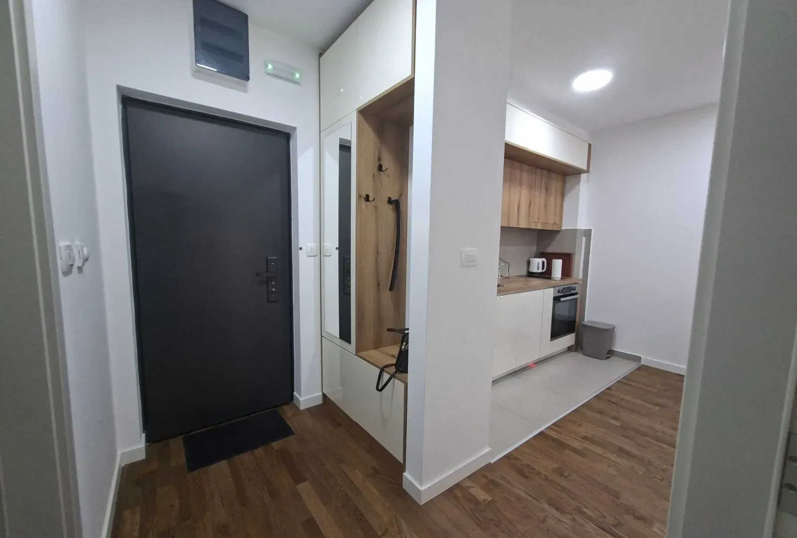 Rent, one bedroom apartment, 50m², Ilino, Bar