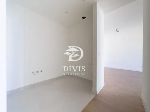 Prodaja, četvorosoban stan, 111m², Savski Venac, Beograd - image 4