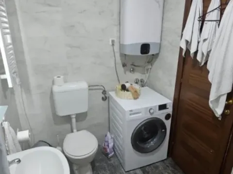 Izdavanje, dvosoban stan, 67m², Stari Aerodrom, Podgorica - image 3